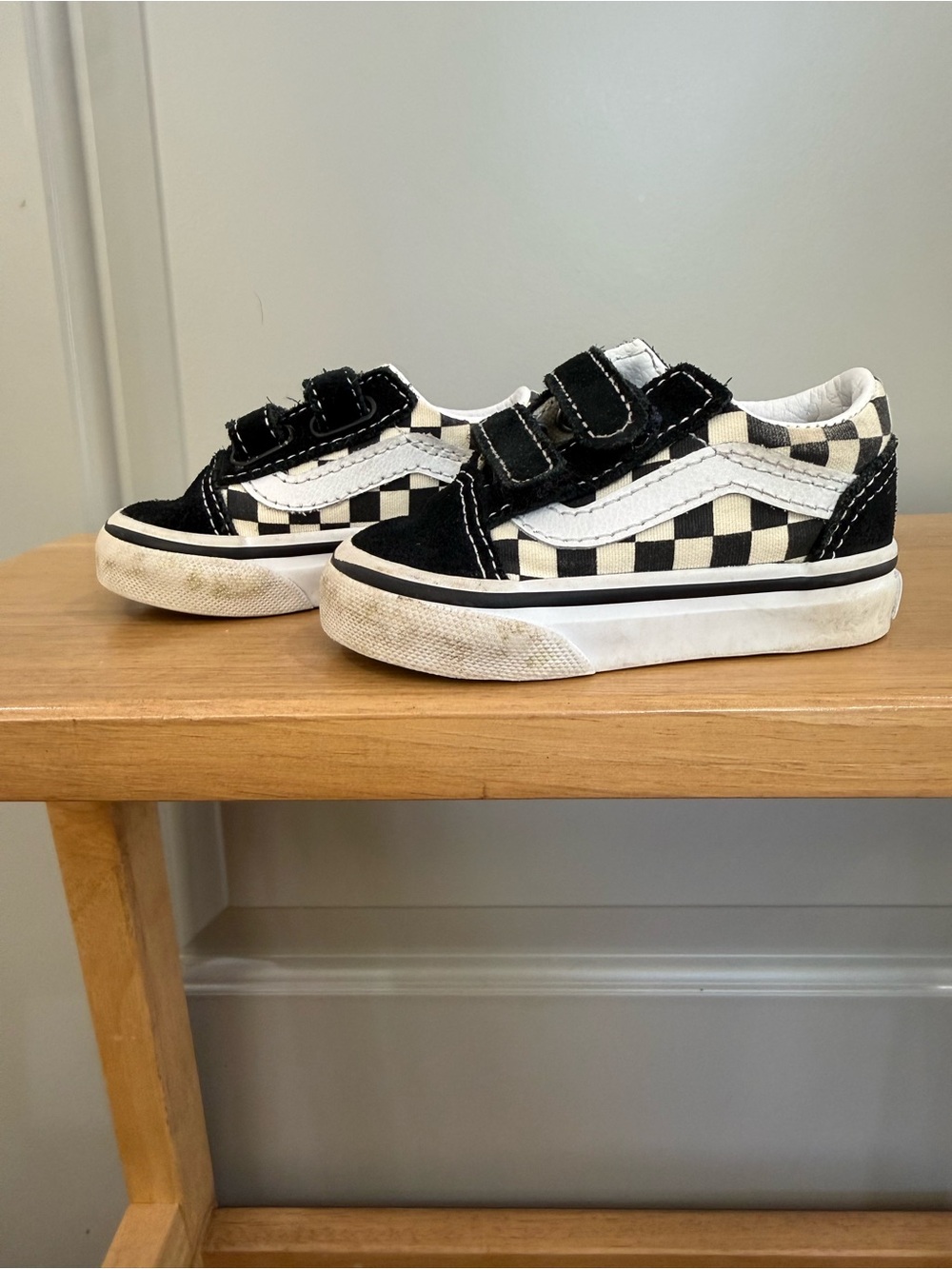 Toddler Black and Cream Checkerboard Slip-On Old Skool Vans with Velcro Straps